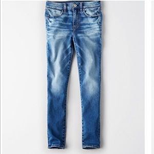 AE SUUUUPPEERRR soft high wasted jegging crop6️⃣😍